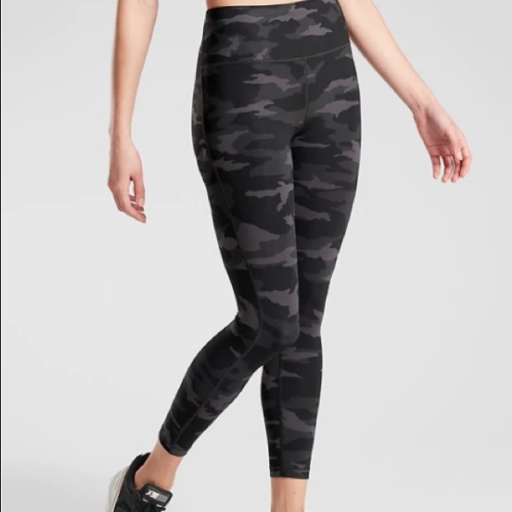 Athleta Ultimate Stash Pocket Leggings